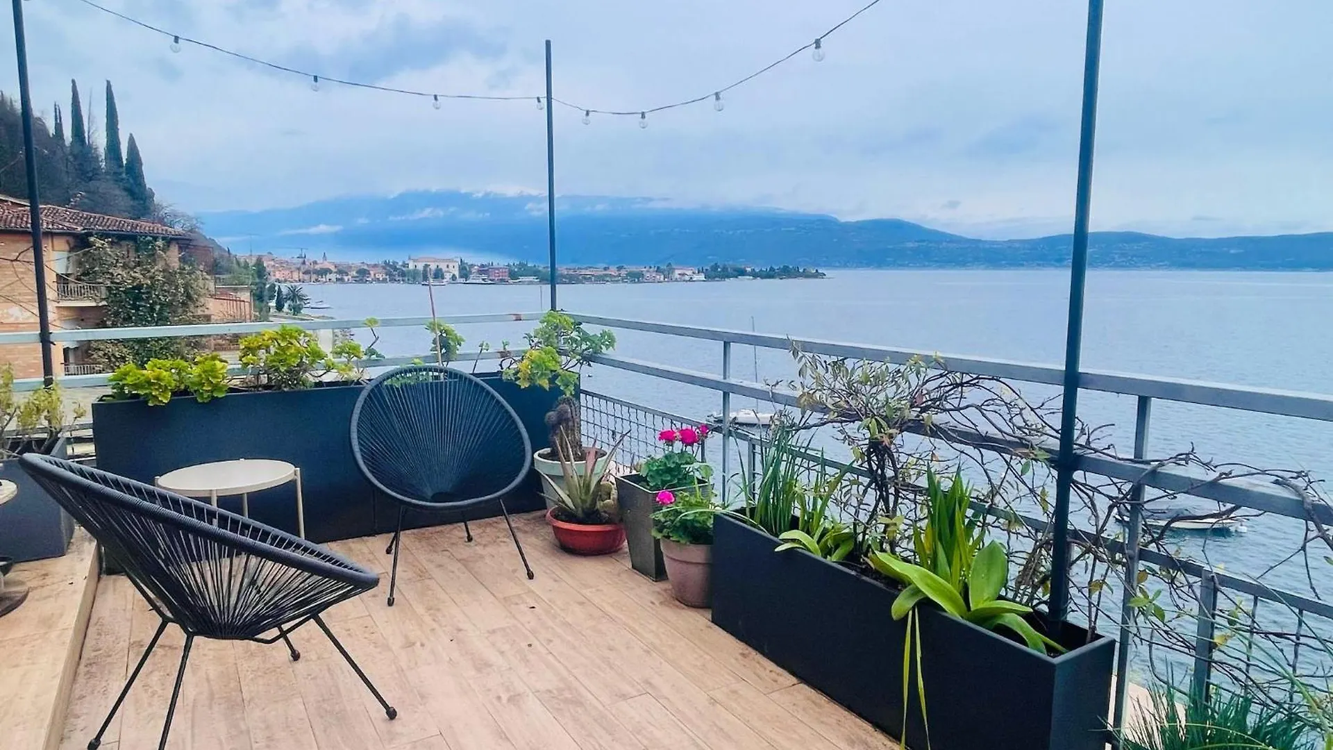 Open Space Mi Alma Lake View Toscolano Maderno Itálie